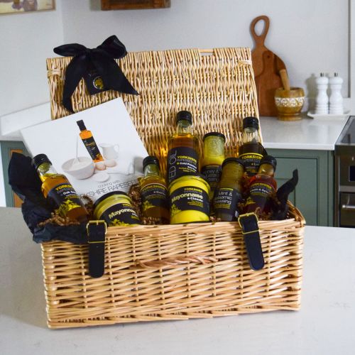 Yorkshire Rapeseed Oil Taste of Yorkshire Hamper with Recipe Book