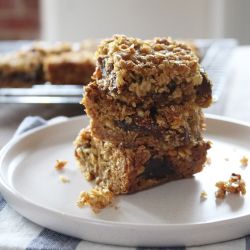 Yorkshire Rapeseed Oil Sticky Figgy Flapjacks Recipe