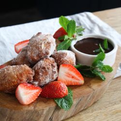 Easy Cinnamon Doughnuts