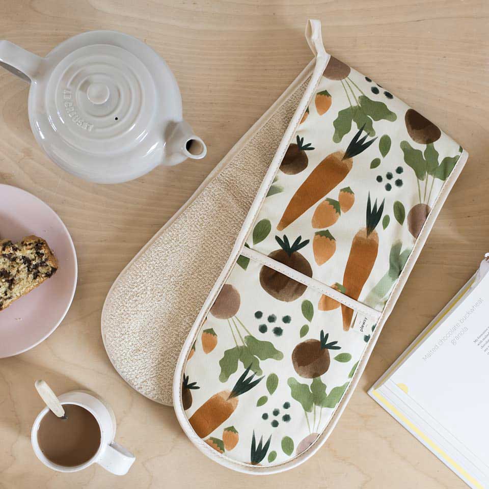 Plewsy Tea Time Oven Gloves