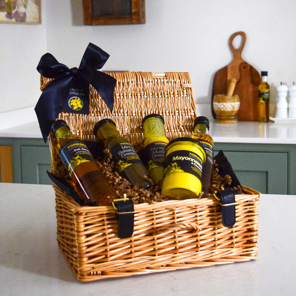 Yorkshire Rapeseed Oil The Yorkshire Petite Hamper